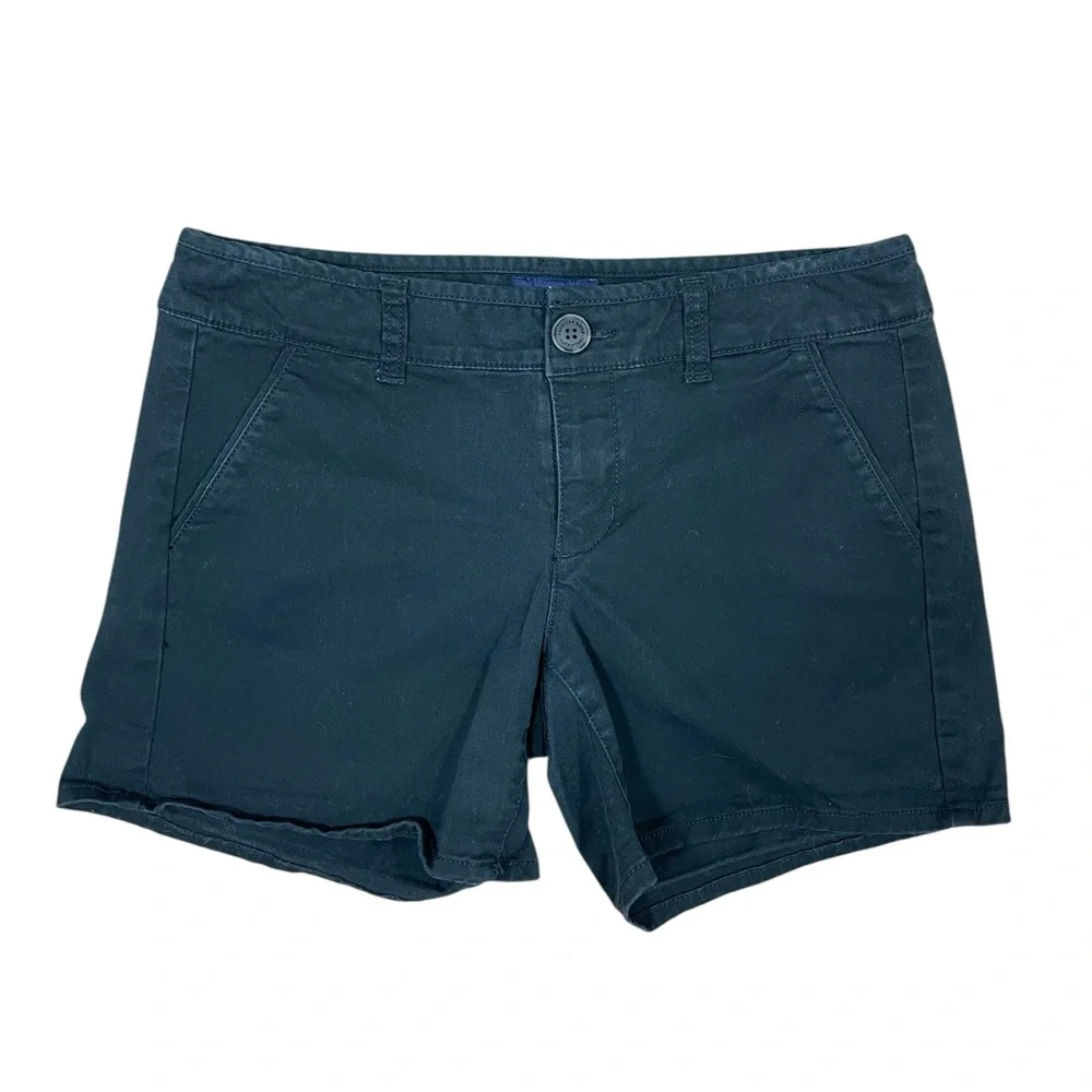 American Eagle Outfitters chic black